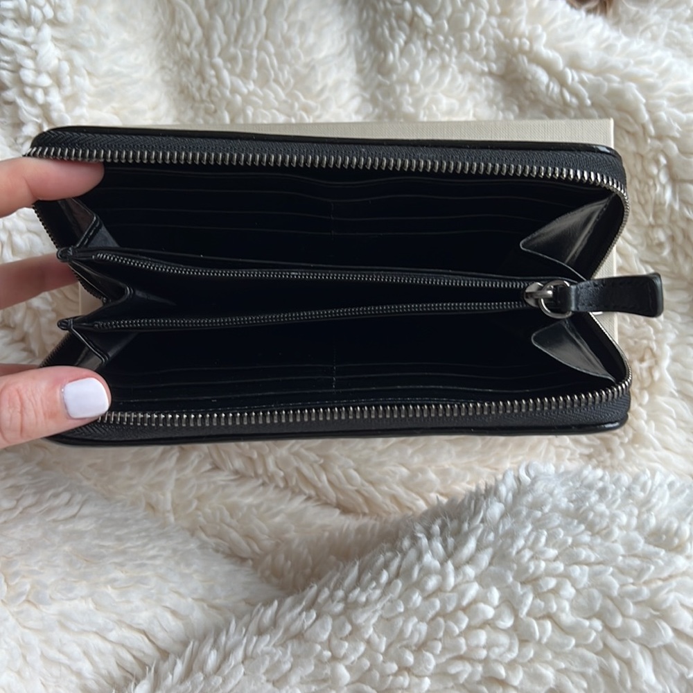 Burberry Wallet - Picture 6 of 8